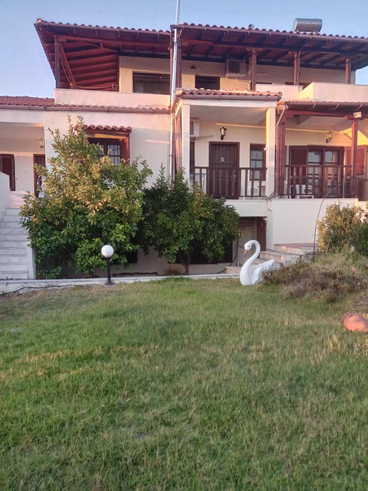 Apartments Giannis Metamorfosi  Zewnętrze zdjęcie